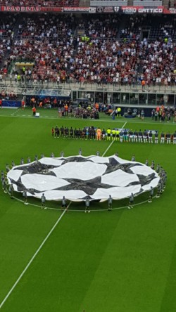 Milan-Dinamo: Milan Club Rho presente!